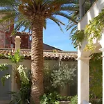 Hotel Pastis St Tropez 2*