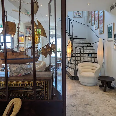Pastis St Tropez 2* سان تروبيه