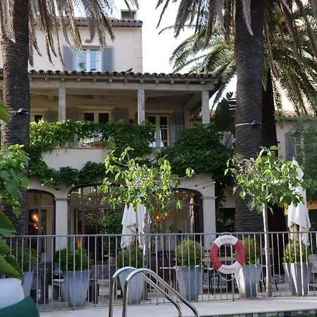 Pastis St Tropez 2* سان تروبيه